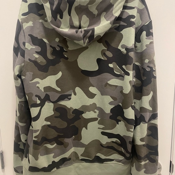 Champions Camo Hoodie - Picture 2 of 4